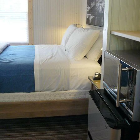 The Saugatuck Retro Resort المظهر الخارجي الصورة