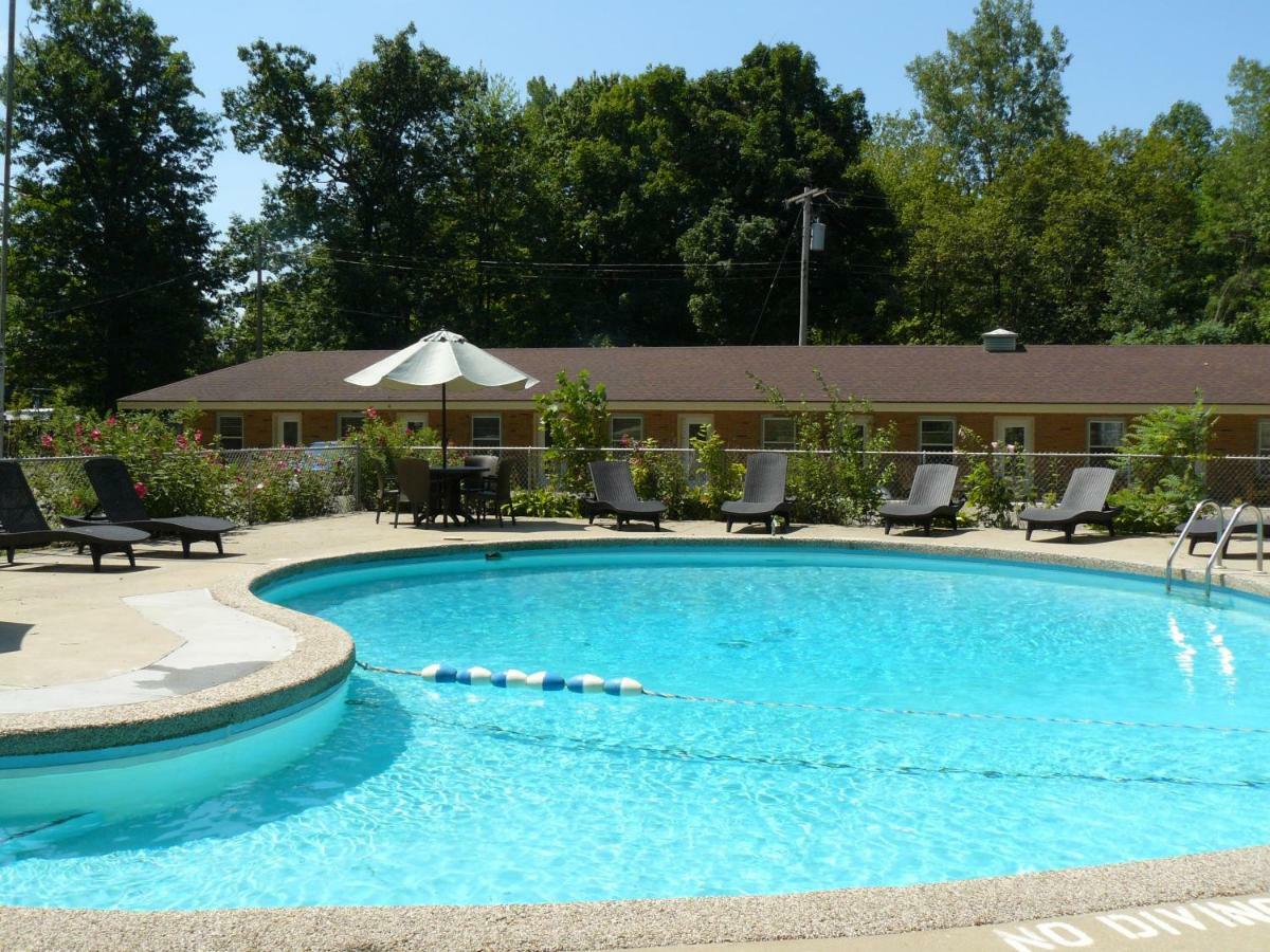 The Saugatuck Retro Resort المظهر الخارجي الصورة